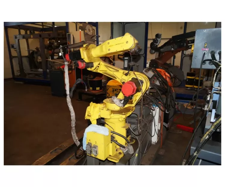 Fanuc ARC Mate 100i 6 Axis