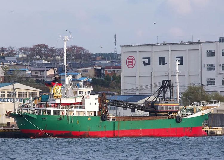Kamishima Shipbuilding ABT 1300DWT SAND CARRIER (HOX HOLD/FITTED WITH CRANE)