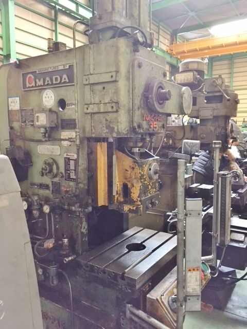 Amada TP-35 35Tons