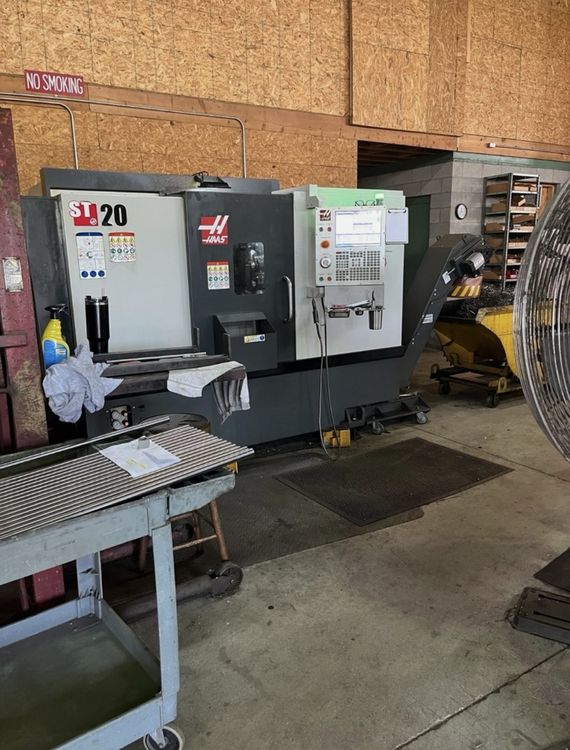 Haas Haas CNC Control 4000 rpm ST-20 2 Axis
