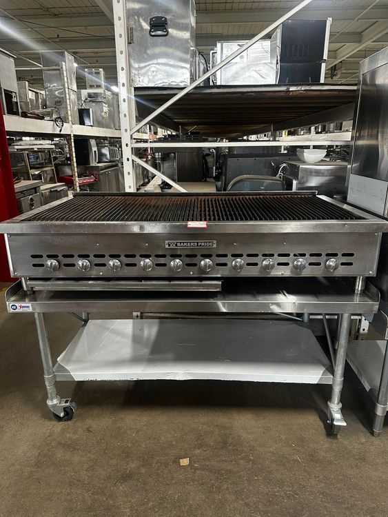Baker's Pride Charboiler