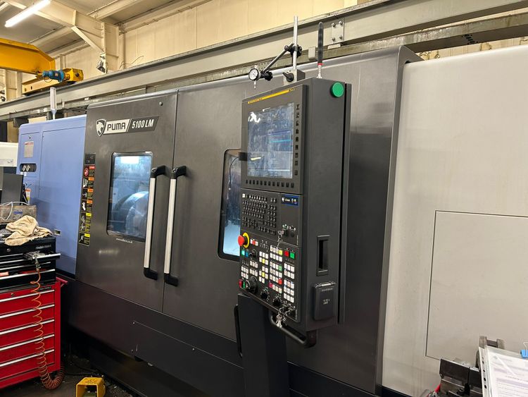 Doosan FANUC i Plus 4000rpm Puma 5100LM 3 Axis