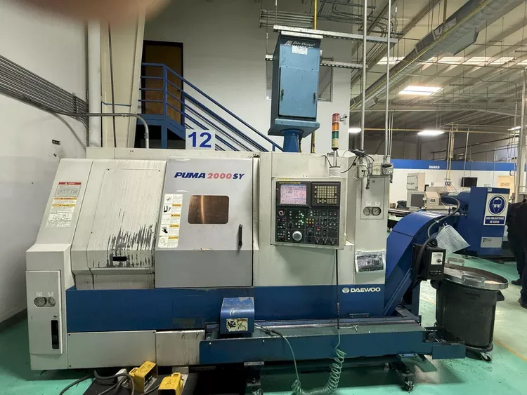 Daewoo, Doosan Fanuc Series 18i-TB 4,500 rpm Puma 2000SY 4 Axis