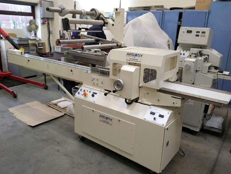 Redpack Pacer  Flow Wrapping Machines