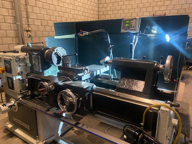 Cazeneuve ENGINE LATHE Variable HB 575×1000