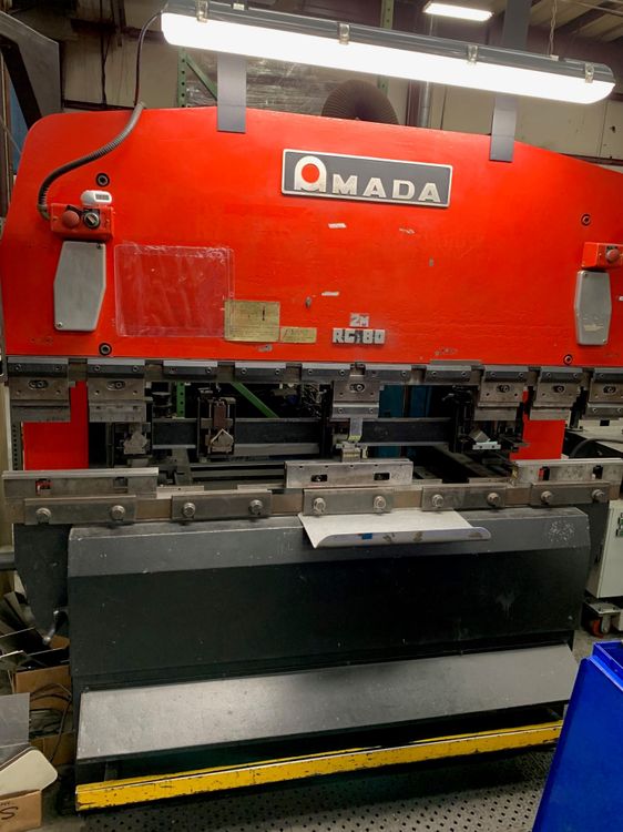 Amada RG80 HYDRAULIC PRESS BRAKE 88 Ton