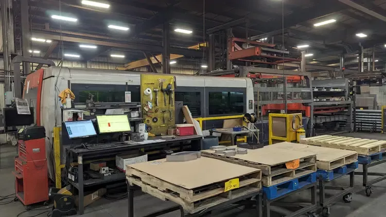 Bystronic BYSPRINT 3015 FIBER CNC (Bystronic CNC Controls)