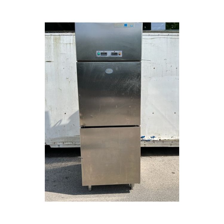 foster BHS86-5 freezer