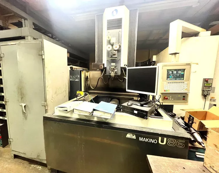 Makino U86