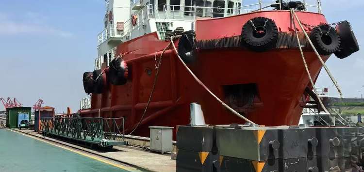General Tugboat 4800 HP