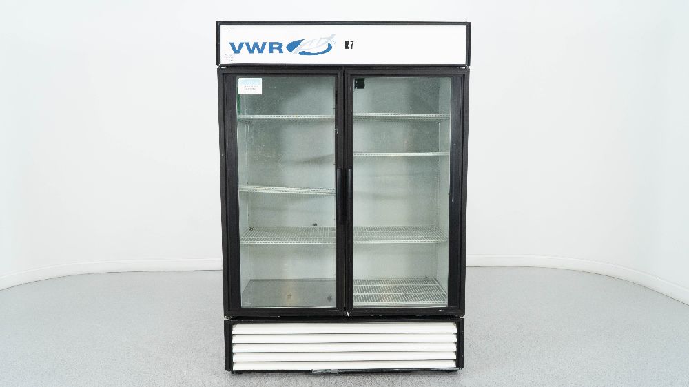 VWR GDM49 Double Door Refrigerator