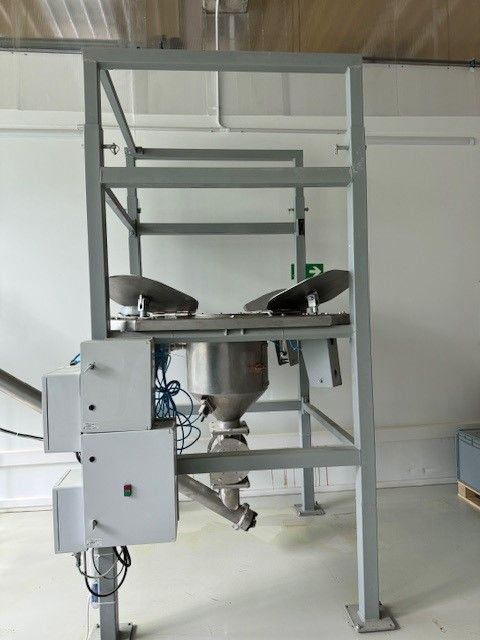 Tekno Convey Powder Filling and Closing Machines