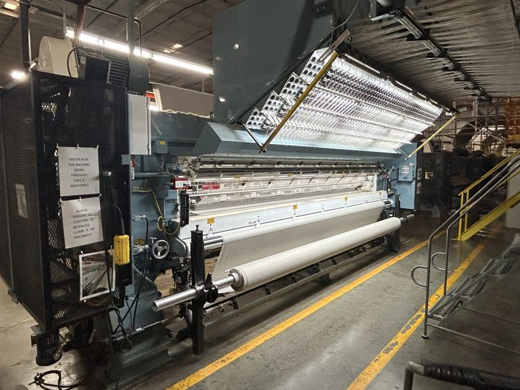 Phenix Tufting Machine