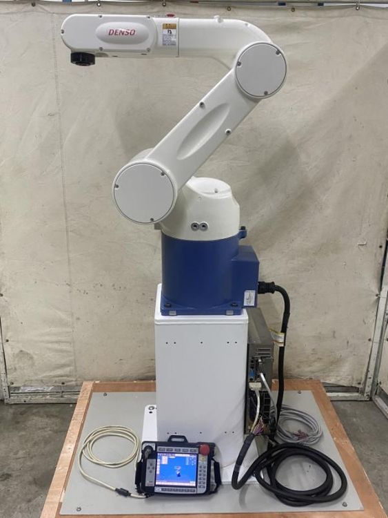 Denso VM60B1 (VM1300) / VM60B1M-V + RC8A + TP-RC7/8 6 Axis