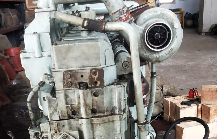 Cummins KTA19 DM1
