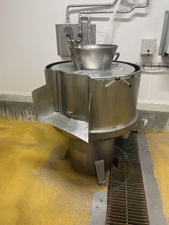 LA Parmentiere Cleaning Section