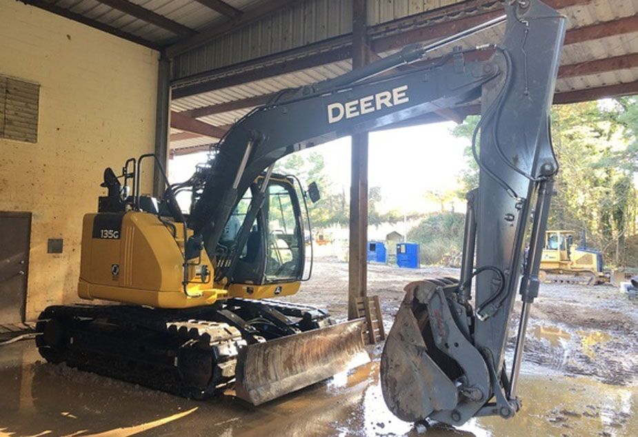 john-deere-135g-excavator