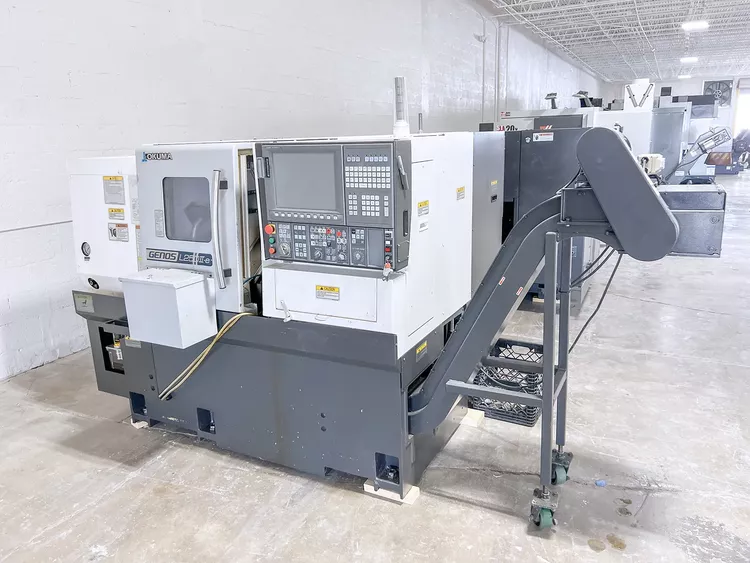 Okuma OSP-P300L CNC Control Variable Speed Genos L250II-e 2 Axis