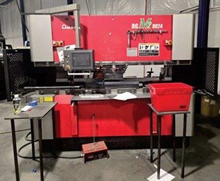 Amada RG M2 8024 PRESS BRAKE 88 TON X 98.64