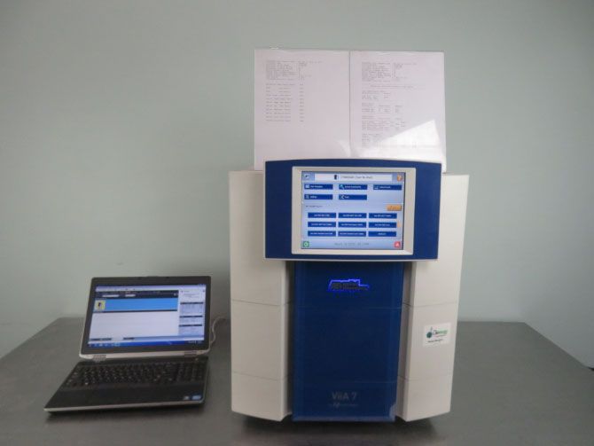 Thermo ViiA 7 Real-Time PCR System with Fast 96-Well Block