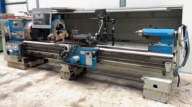 Engine Lathe 1800 rpm LÖW W722