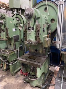 Beutler Single column eccentric press Beutler E42-15448 42 tons