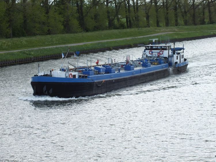 os Boel and Sons Low Draft Motor Tanker Cargo Capacity:  -  Maximum Tonnage: 971 t - Tonnage (2.50m): 839 t