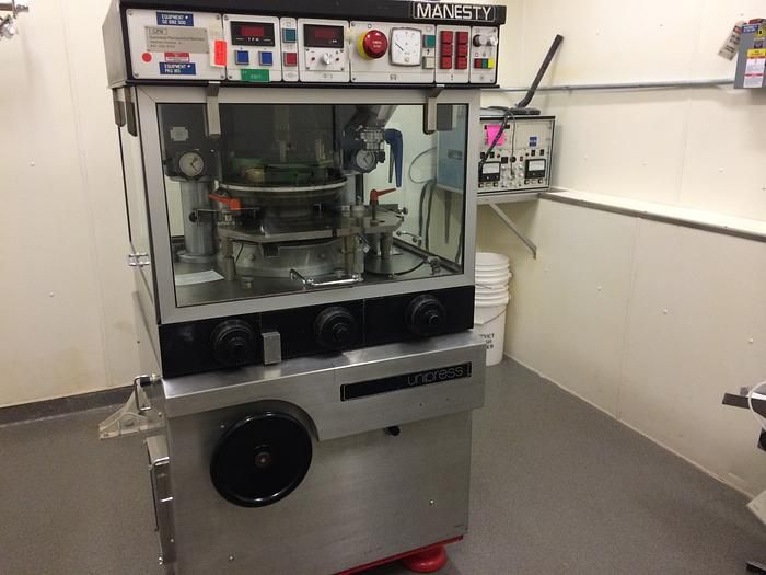 Manesty Unipress Tablet Press