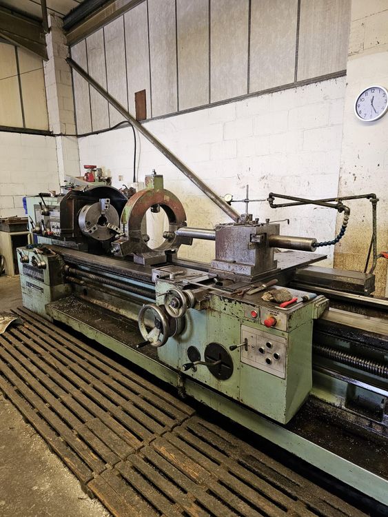 TOS ENGINE LATHE 1120 rpm SUS 63