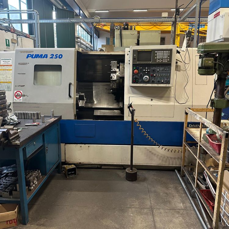 Daewoo FANUC 21T 3500 rpm PUMA 250B 2 Axis