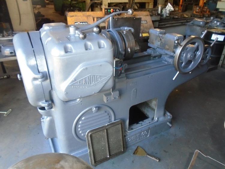 Landis 21/2" Leadscrew Threading Machine