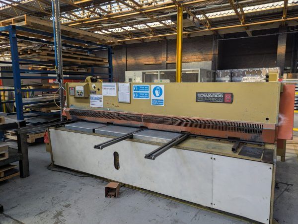 Edwards Pearson GE 6.5/3000 HYDRAULIC CNC PROGRAMMABLE
