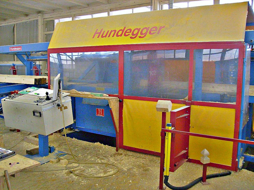 Hundegger K2 Fully automatic joinery machine