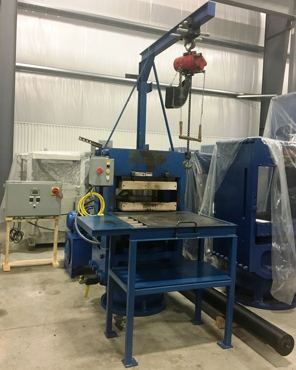 French Oil 24″ x 24″ Press