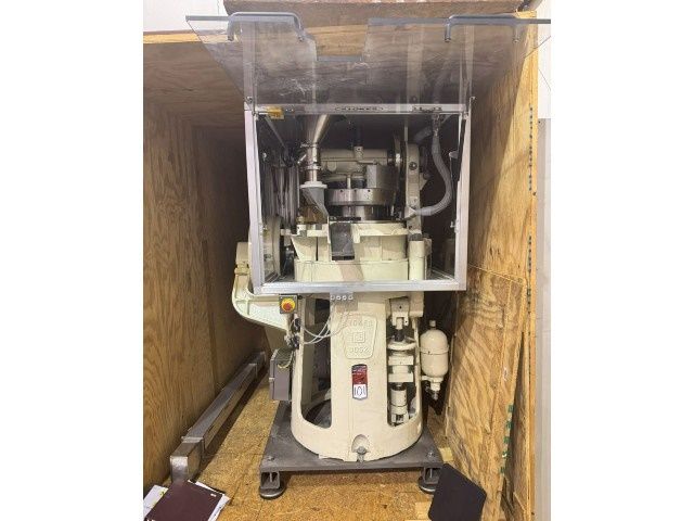 Stokes DDS2 23-Station Tablet Press