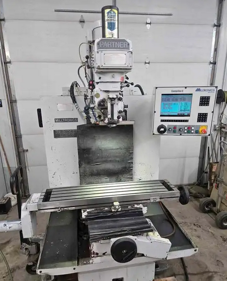 Milltronics MB-17 Vertical 3,600 rpm