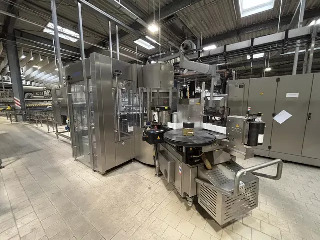 Krones Ergomodul, Hot Glue Labeler