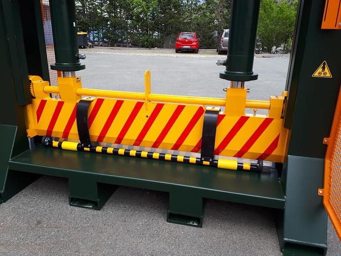Other GUILLOTINE REEL SLITTER 1.500x1.250 mm. 7,5 kw 25 T IN STOCK