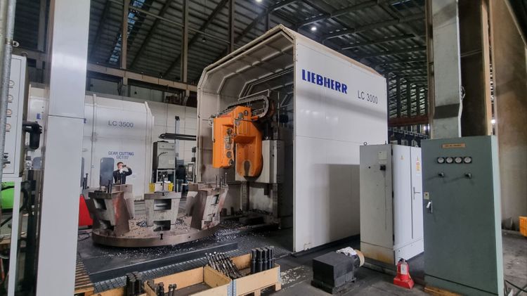 Liebherr LC 3000  CNC gear hobbing machine
