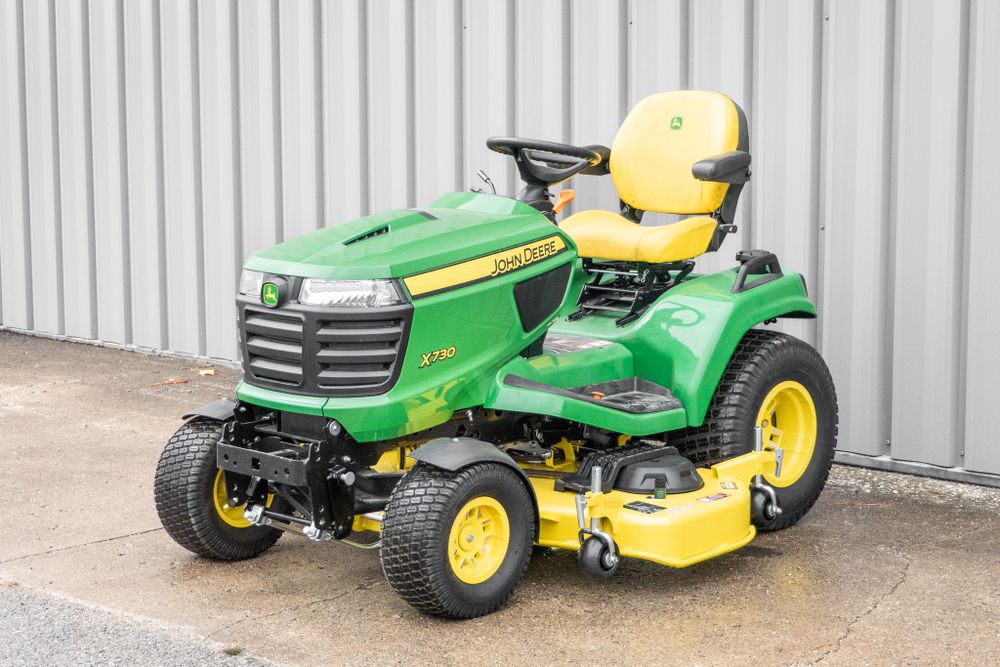 John Deere X730