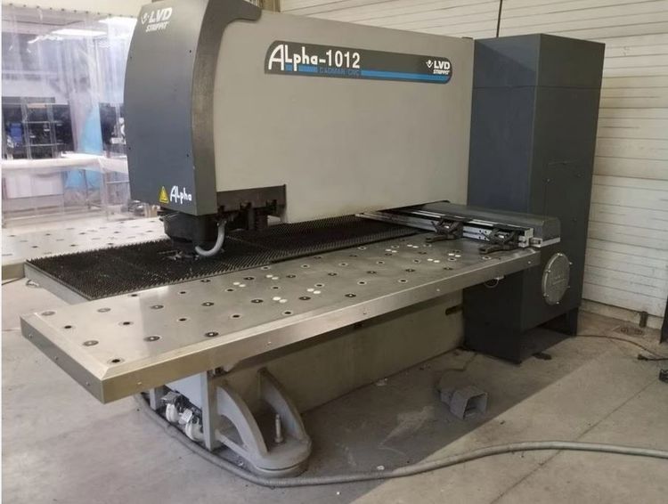 LVD, Strippit Alpha 1012 300 kN