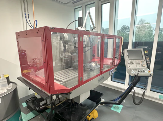 Abene VHF 360 TI Vertical 3,000 t/min Stepless