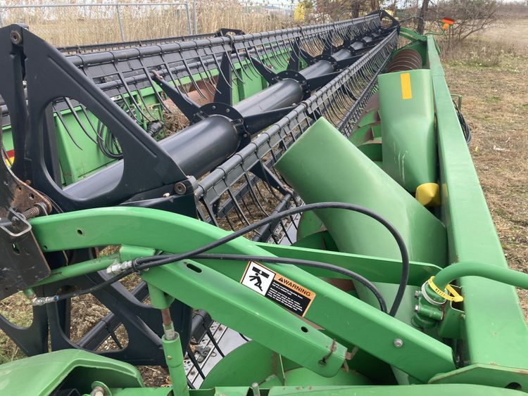 John Deere 635F Combine Platforms