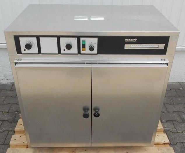 Memmert UL 50 Drying Oven