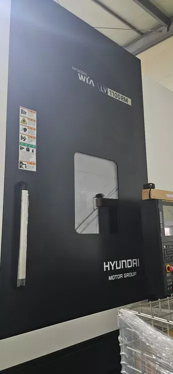 Hyundai WIA LV 1100RM Swing diameter 53.3"