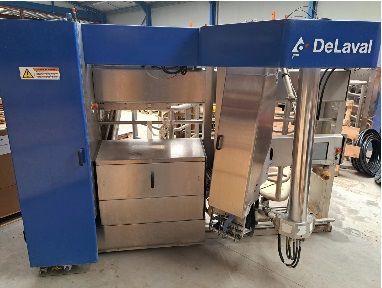 Delaval VMS  Classic milking robots