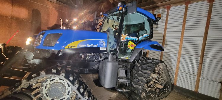 New Holland T6070