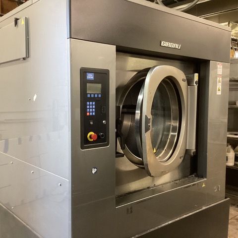 Girbau HS-6110 255lb. Tilting Washer Extractor