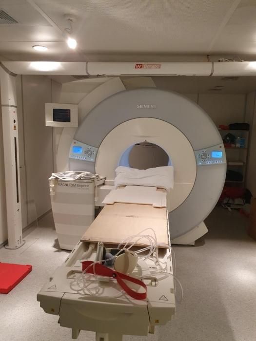 Siemens MAGNETOM Espree 1.5T MRI machine