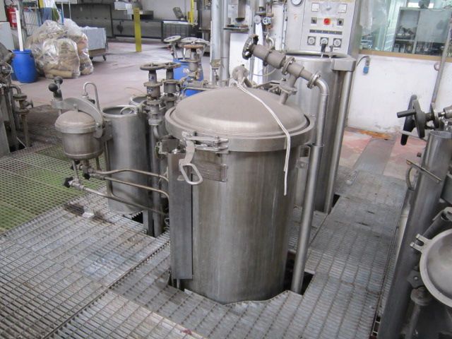 Noseda TFS 30 Vertical HT cone dyeing